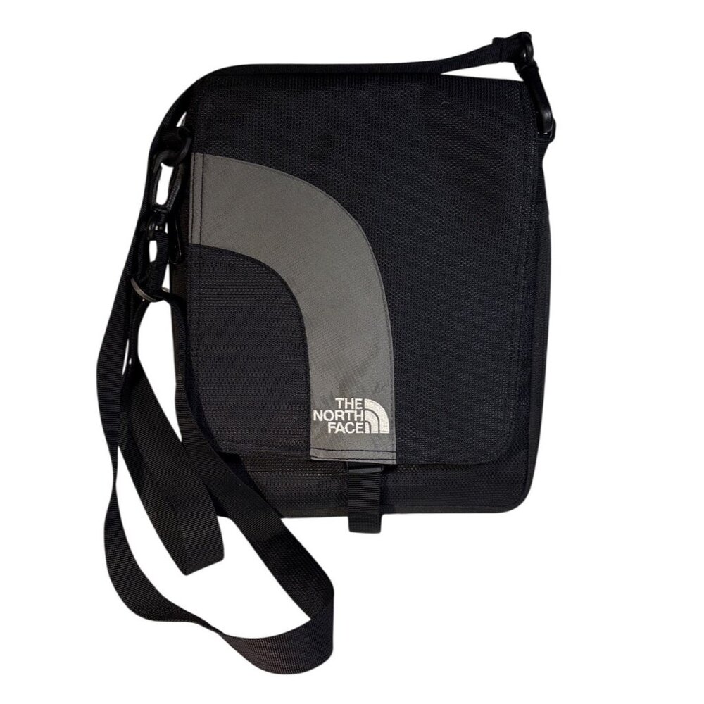 The North Face Crossbody Bag Black & Gray Adjustable Strap Nylon Lightweight